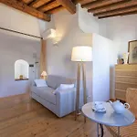 House In Mercato Centrale